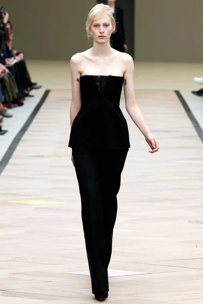 Look 33